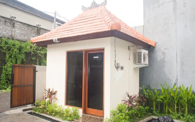 RedDoorz near Gatsu Barat Denpasar