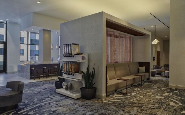 Hilton Norfolk The Main