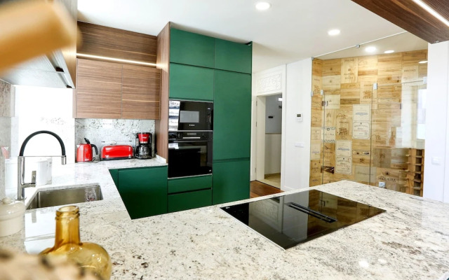 Green Essence Duplex in Faro by Misha s Place