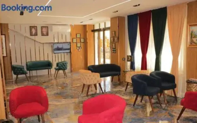 Golden Palace Hotel Apartments