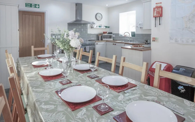 The Chaffhouse - 4 Bedroom - Llangennith