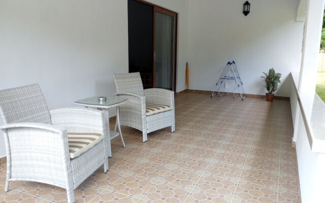 Lavigne self Catering
