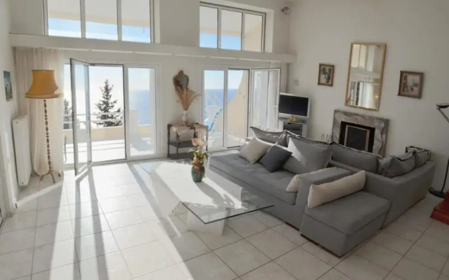Villa Alibertini With sea View