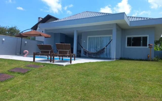 GREY HOUSE, o seu refúgio em Canto Grande