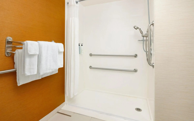 Fairfield Inn By Marriott Concord