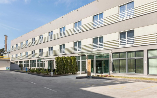 Hotel Mondo