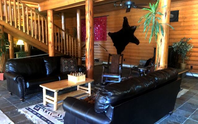 The Lodge At Lolo Hot Springs