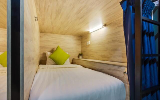 SPOT ON 90394 Jom Hotel