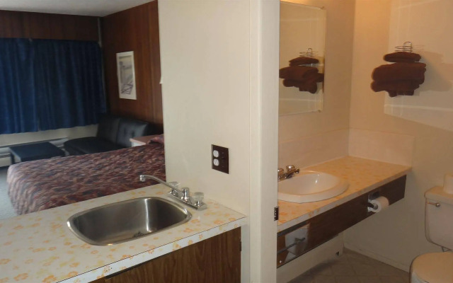 Sportsman Motel