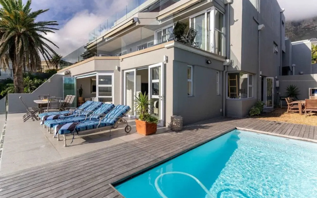 Guests Camps Bay Houghton