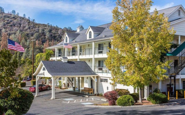 Quality Inn Yosemite Valley Gateway