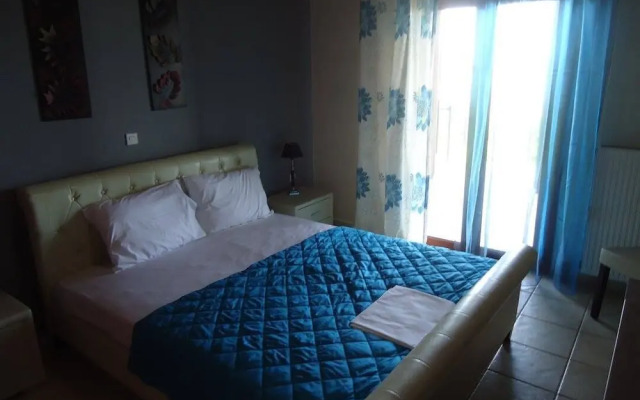 Traditional Villa Gardenia in Skiathos