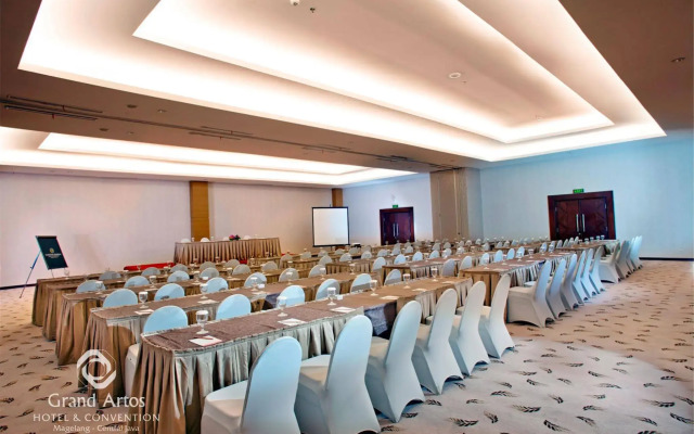 Grand Artos Hotel & Convention