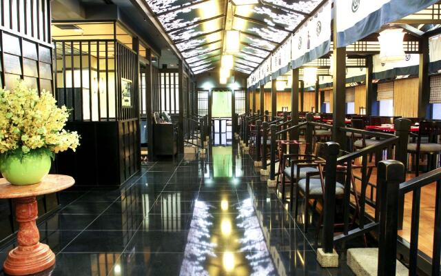 Lotte Hotel Saigon