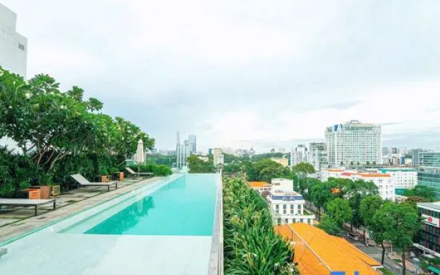 Serenity Saigon Sky Villas - Free One Way Airport Shuttle