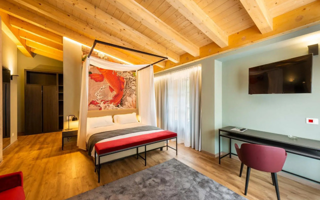 Hotel Regina Del Garda Suite
