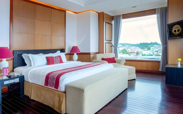 Gran Senyiur Hotel – Guest Rooms – Balikpapan