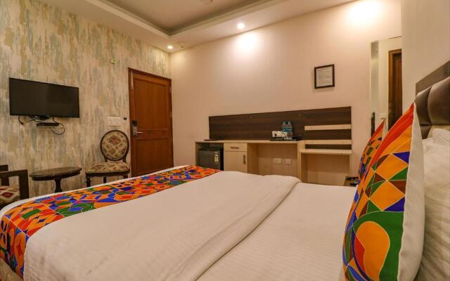 FabHotel Qotel Nirvana Suites