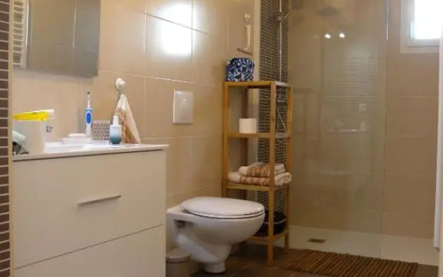 HENDAYE- T2 3*-Wifi-350m plage-terrasse-garage