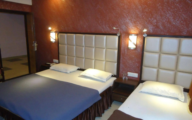 Maan Residency Hotel