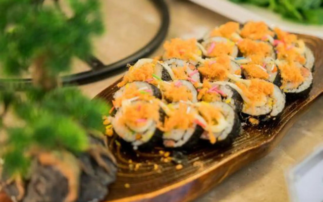 Ease Hotel (Shenyang University of Aeronautics and Astronautics Metro Station)