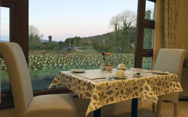 Mourne Country House