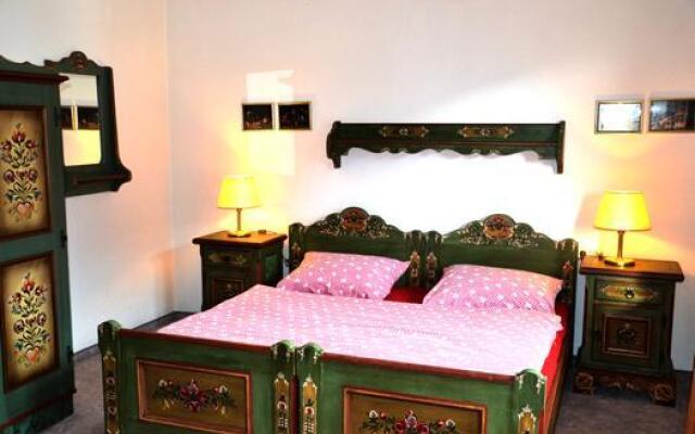 Haus Diel Rose - Helen