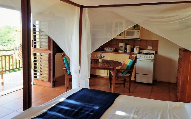 Two Bays Beach Villa Apartment and Studios