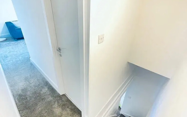 Immaculate 2 Bed House in Cambridge
