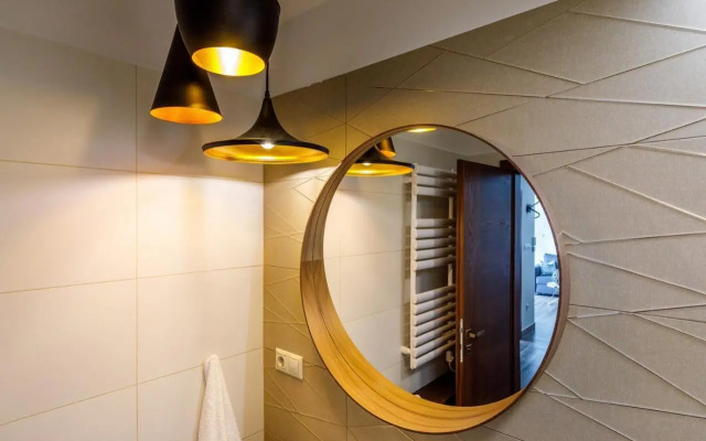 Royal Cafe Apartman