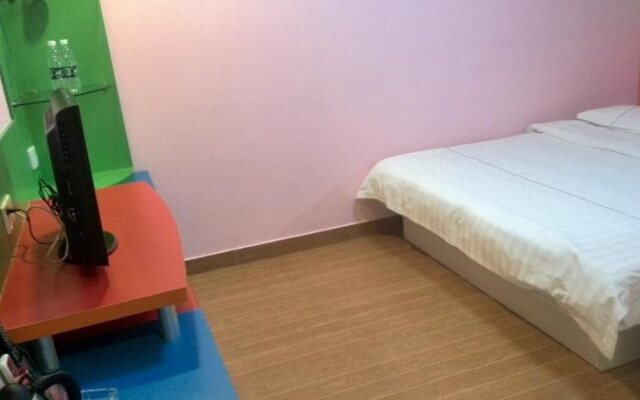 e Home Hotel Nanzhou Railway Staion