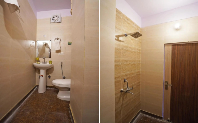 OYO 46441 Five Star Residency