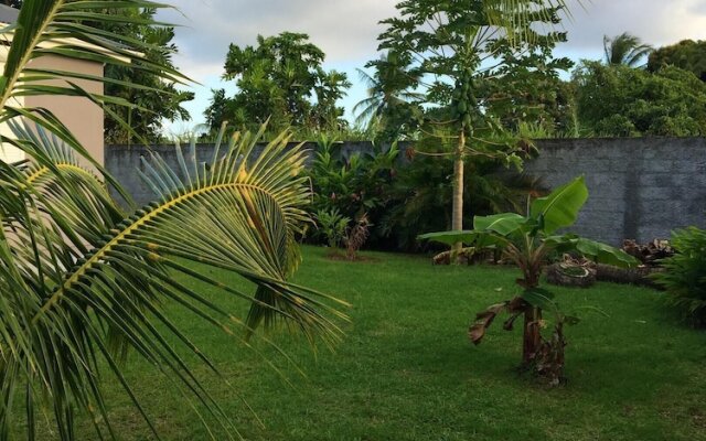 Bungalow With One Bedroom In Baie Mahault With Enclosed Garden And Wifi