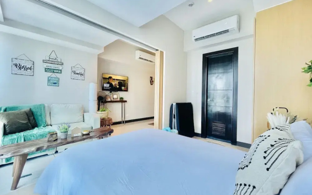 Uptown Parksuites 1