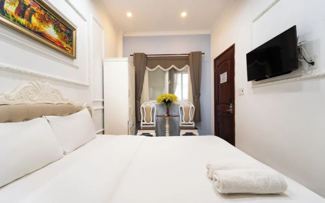 Gin House Hotel & Apartments