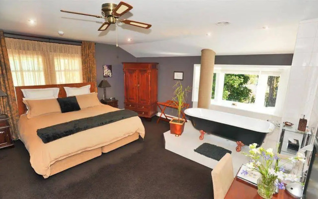 McCormick House Luxury Accommodation