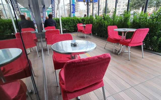 Grand Isias Hotel