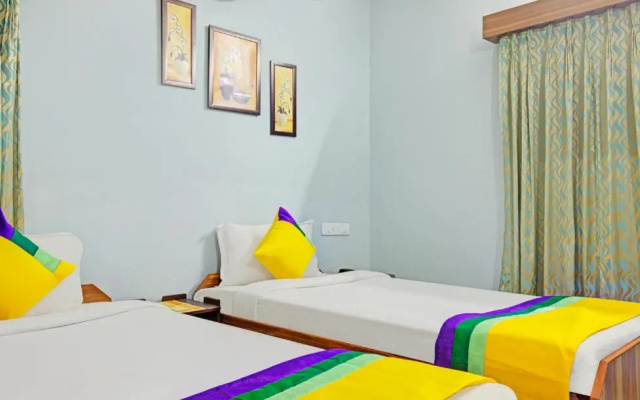 Itsy Hotels Sidhartha Residency