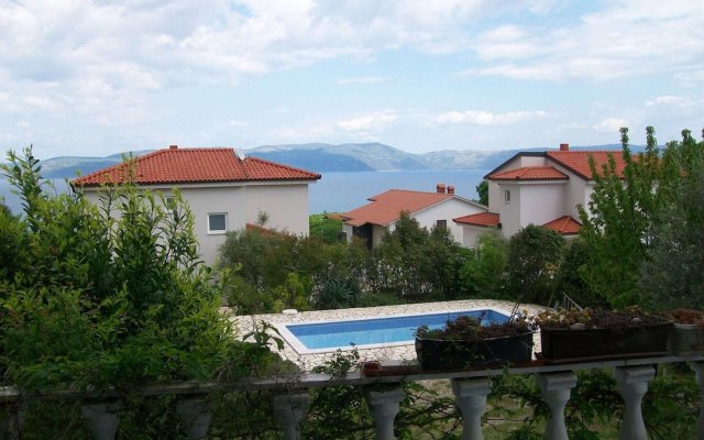 Comfortable Holiday Home in Labin With Shared Pool and by the sea
