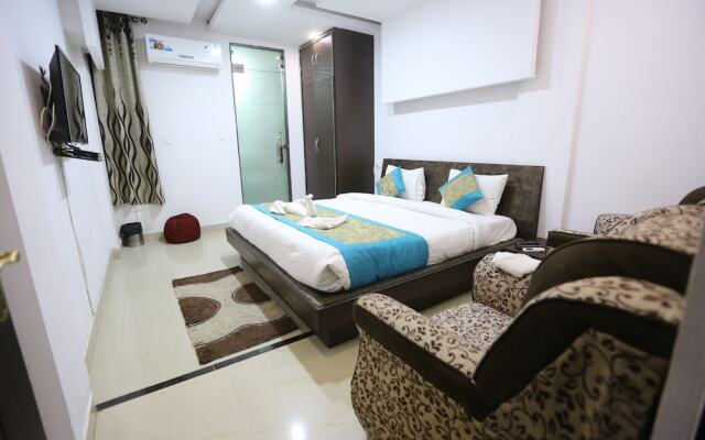 OYO 3181 near Parmarth Niketan