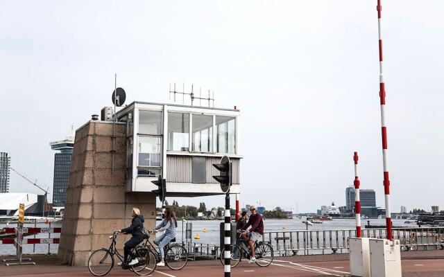 SWEETS - Westerdoksbrug