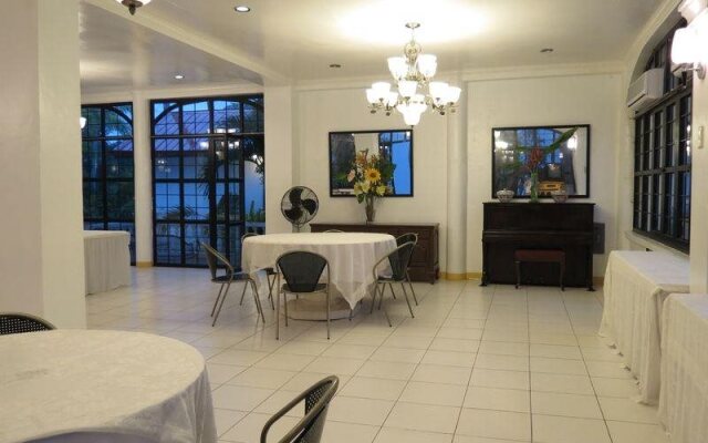 Taal Imperial Hotel and Resort
