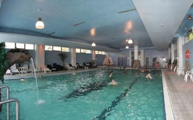 Hotel Alunis
