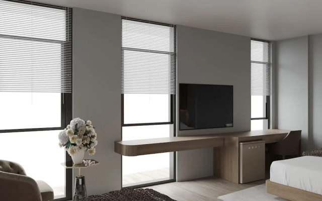 Nature Hotel - West Lake