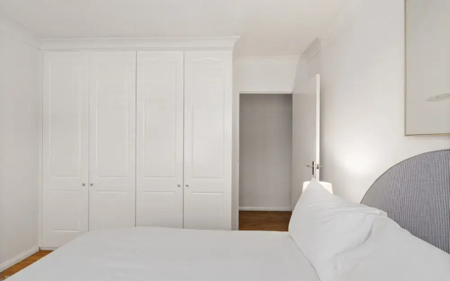 Bright 2-bedroom Apartment Near Coogee Beach