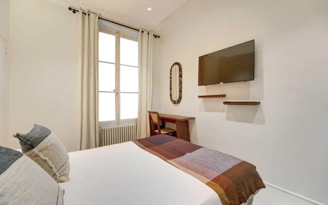 Charm and Elegance for 8p/3br - Grands Boulevards