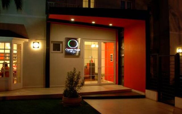 Oporto Hotel