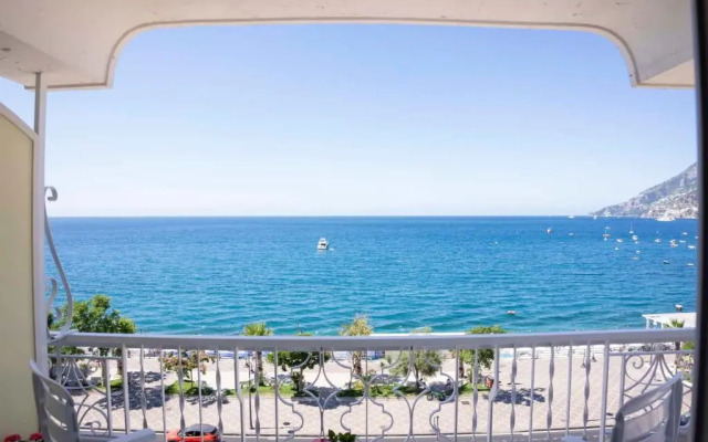 Pietra di Luna Hotel