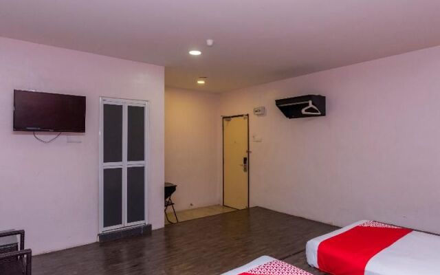 OYO 966 Segamat Red Orange Hotel Sdn Bhd