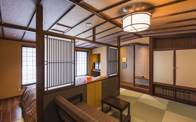 Tsuta Onsen